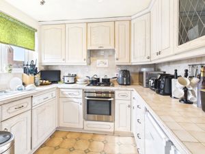 Kitchen - click for photo gallery